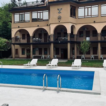 Hotel Noor Konjic Exterior foto