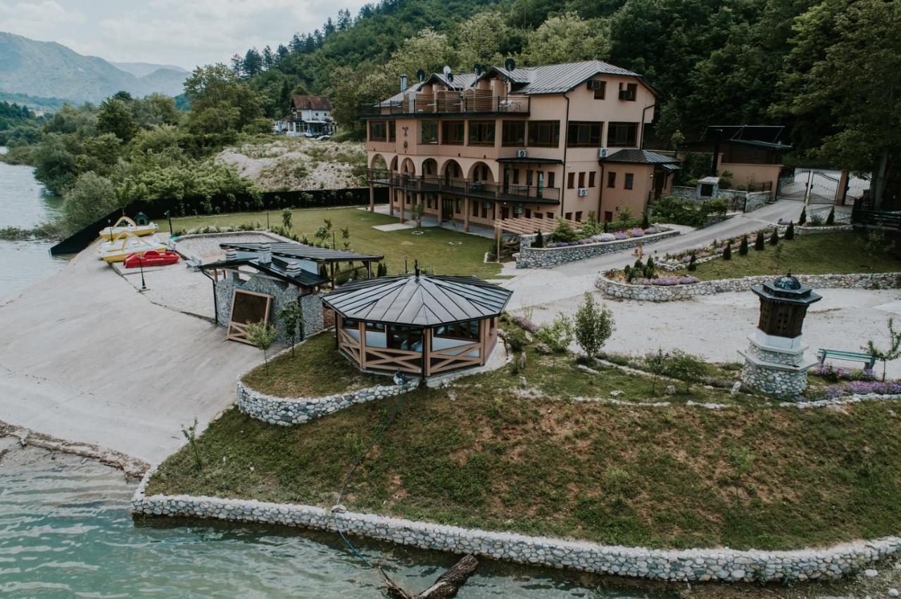 Hotel Noor Konjic Exterior foto