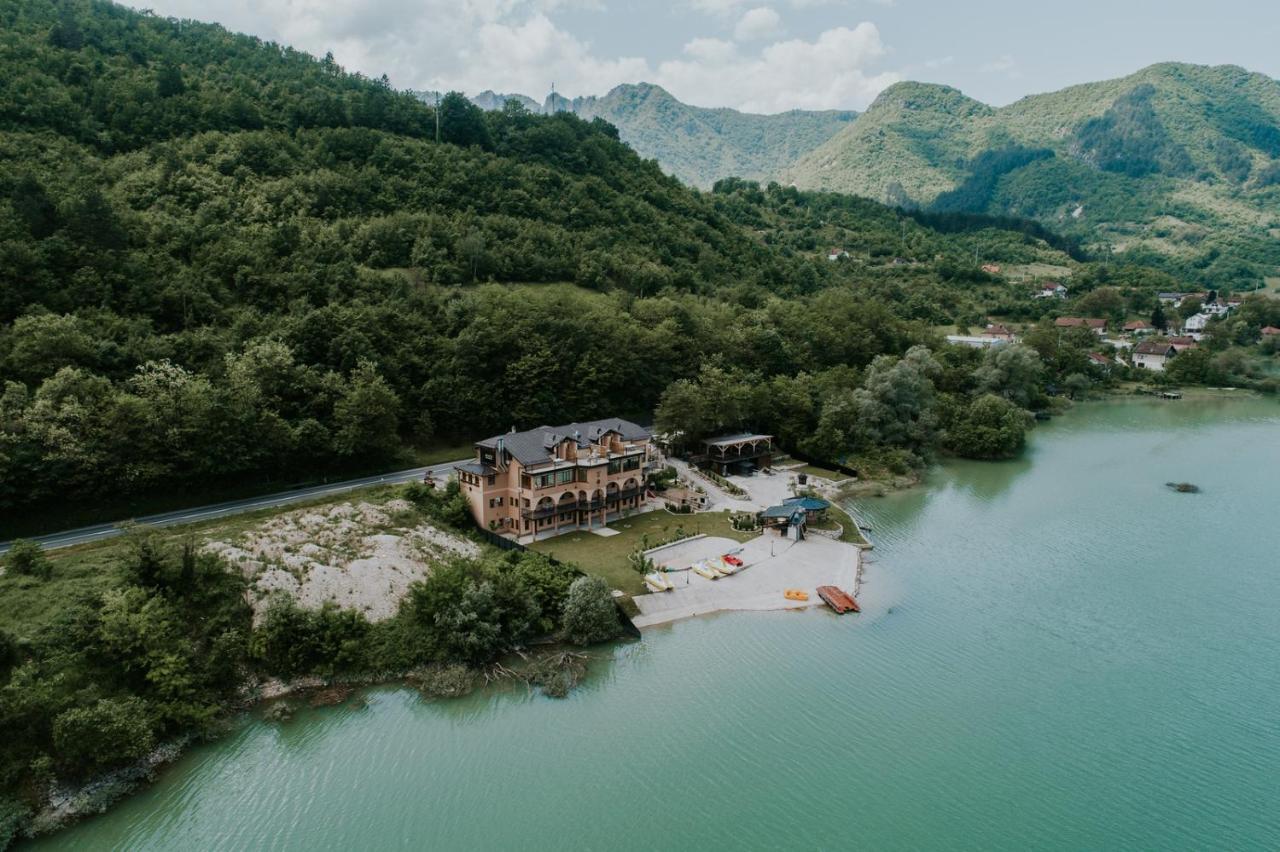 Hotel Noor Konjic Exterior foto