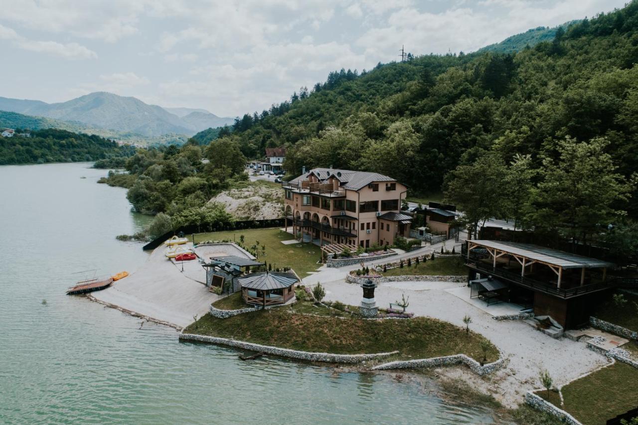 Hotel Noor Konjic Exterior foto
